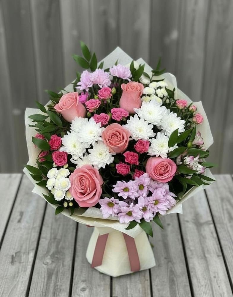 Букет цветов из: Альстромерии, Гвоздики, Розы и Хризантемы в Лисино-Корпус