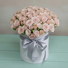 Цветочная композиция из Розы в шляпной коробке в Лисино-Корпус