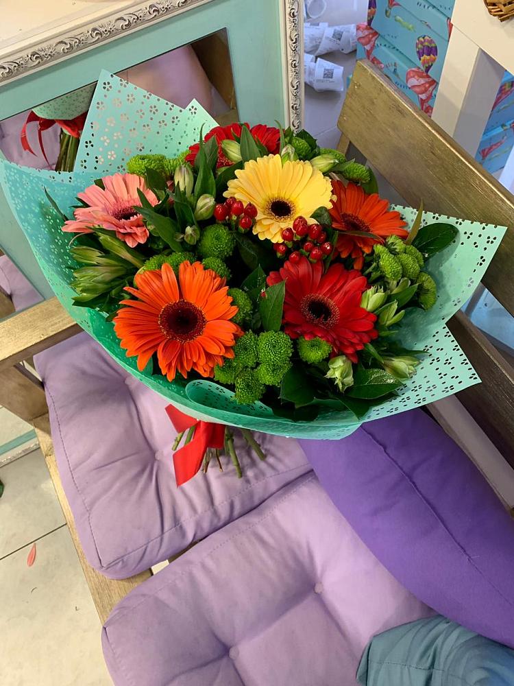 Букет цветов из: Герберы, Хризантемы и Альстромерии в Лисино-Корпус
