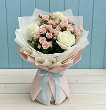 Букет цветов из:  Розы #REPLACE_PRED# Лисино-Корпус
