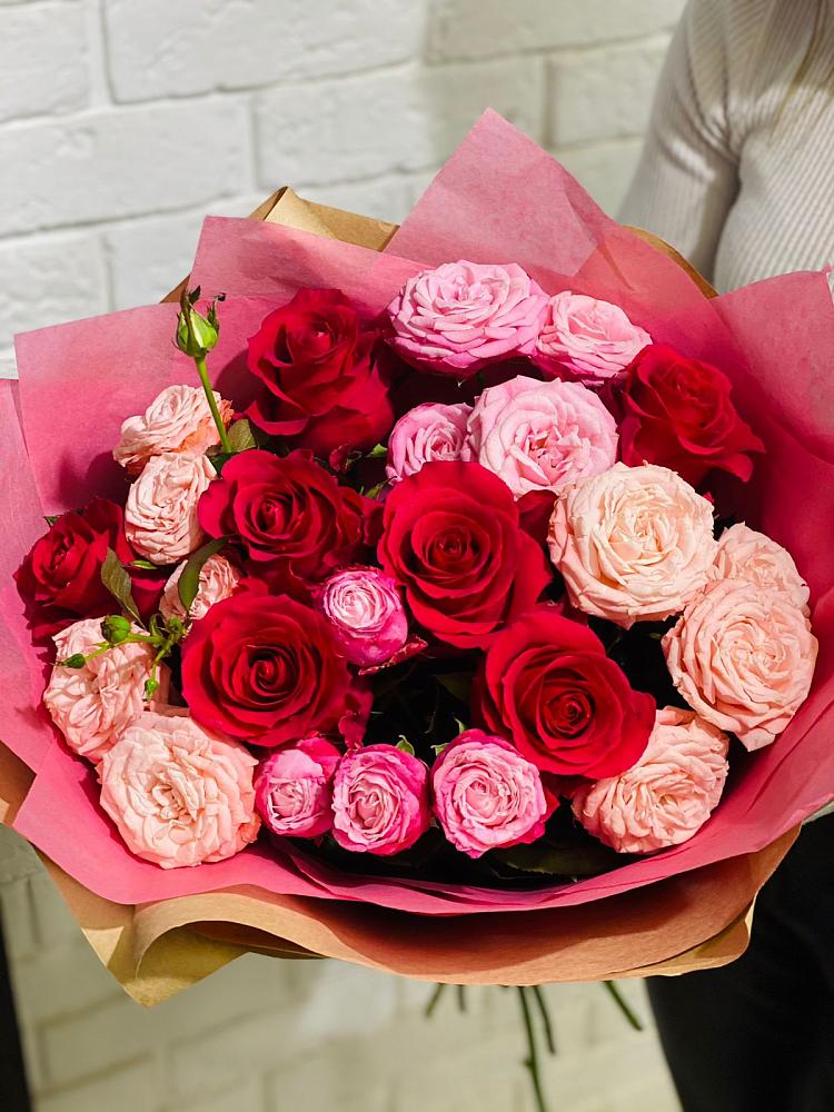 Букет цветов из: Розы в Лисино-Корпус