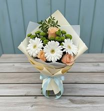 Букет цветов из:  Герберы, Розы и Хризантемы в Лисино-Корпус