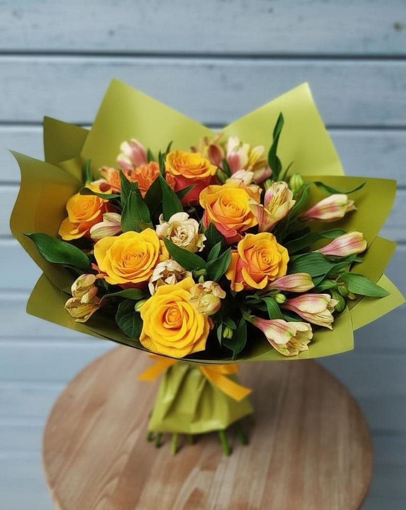 Букет цветов из: Альстромерии и Розы в Лисино-Корпус