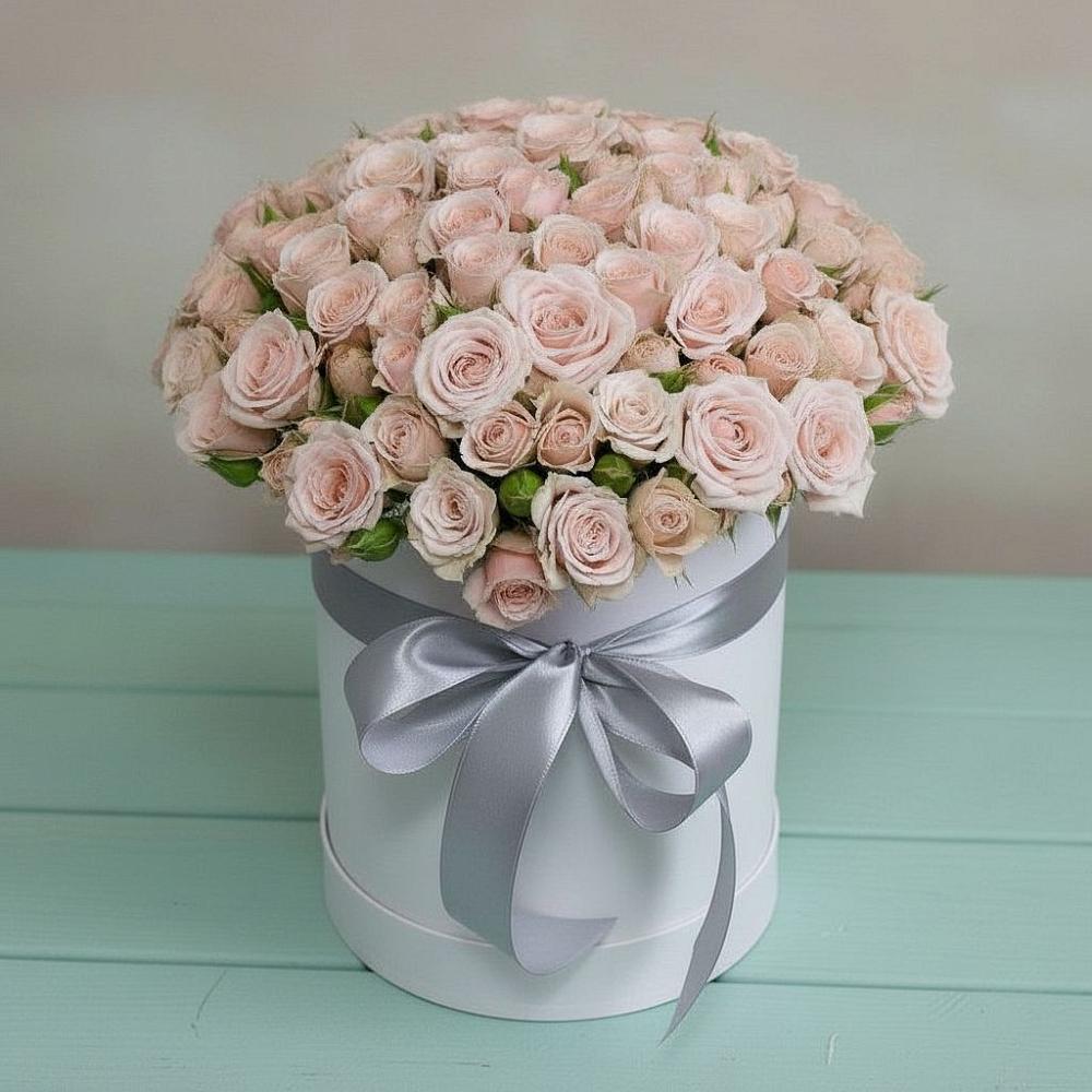 Цветочная композиция из Розы в шляпной коробке в Лисино-Корпус