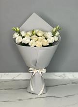 Букет цветов из:  Розы и Лизиантусы в Лисино-Корпус